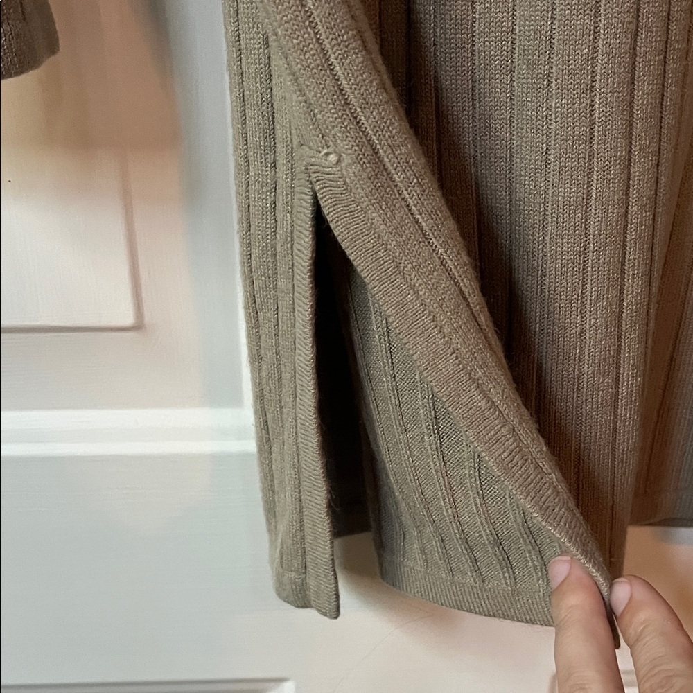 Express Tricot Ribbed Sweater - Picture 3 of 3